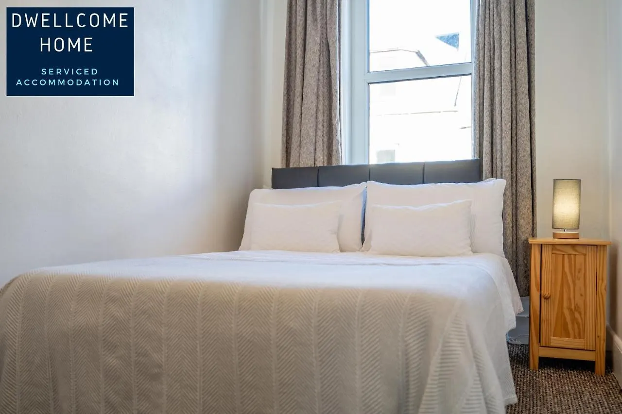 Daire Free Parking - Dwellcome Home Ltd 3 Double Bedroom Apartment, Fast Wifi, Ideal For Long Term Contractor, Etc Stays, Regular Housekeeping Option - See Our Site For Assurance Aberdeen Birleşik Krallık